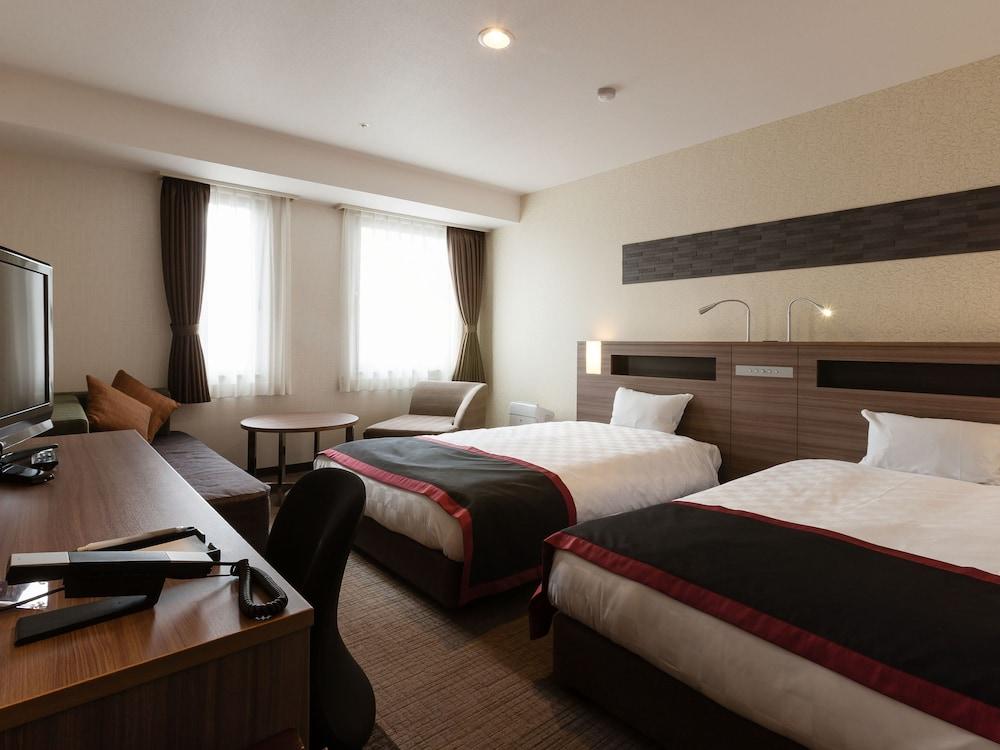 Onomichi Kokusai Hotel Esterno foto