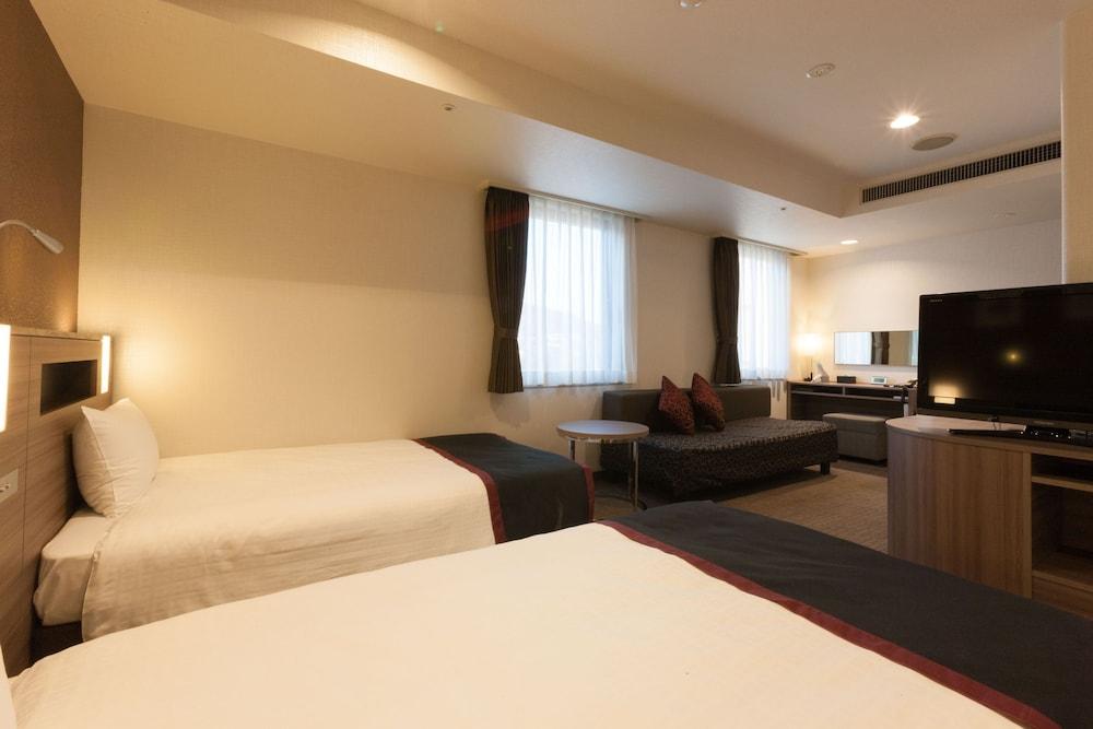 Onomichi Kokusai Hotel Esterno foto